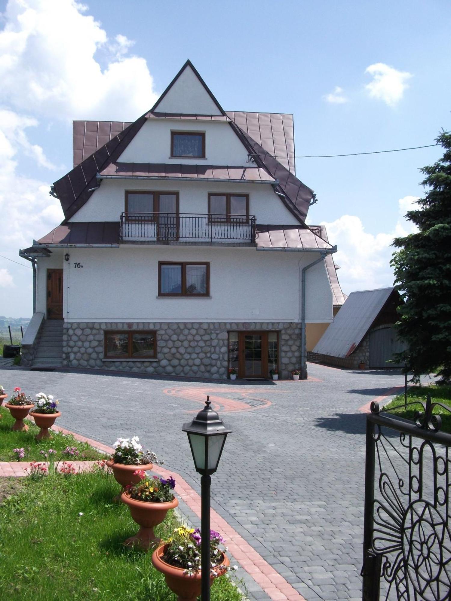 Janosik Apartment Bustryk Bagian luar foto